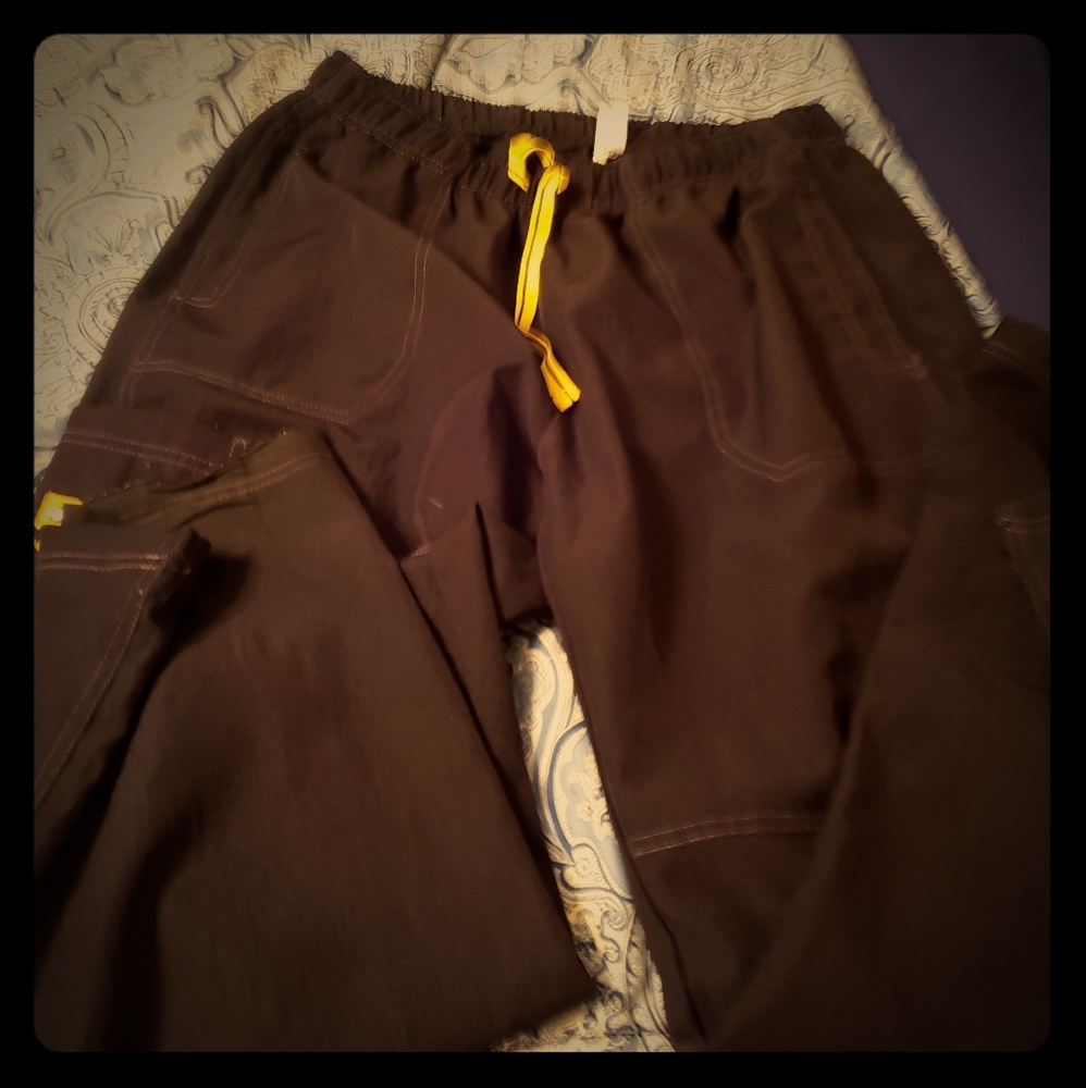 Scrub pants